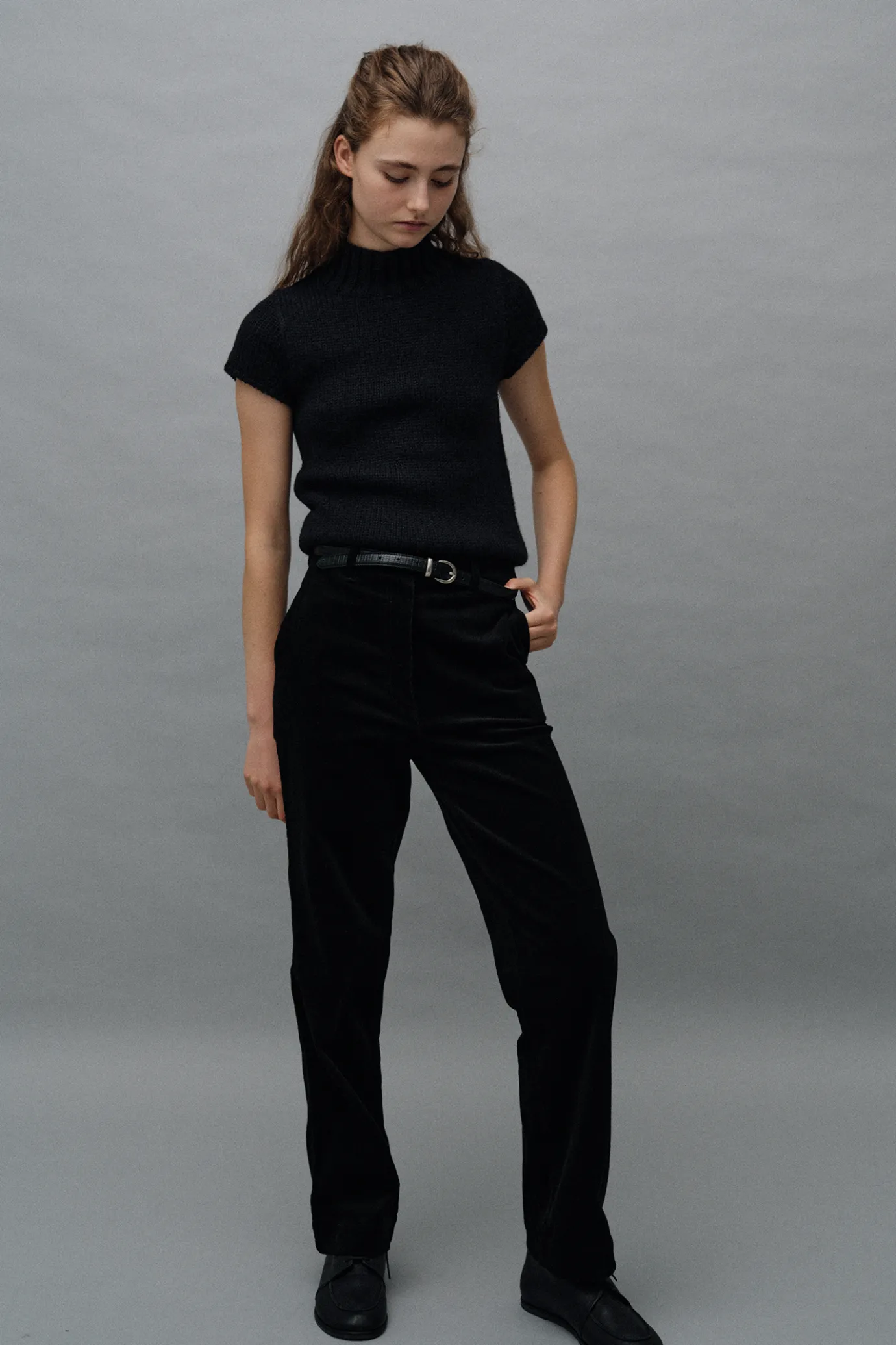 Nothing written Knitwear-Benico half neck knit (Black)