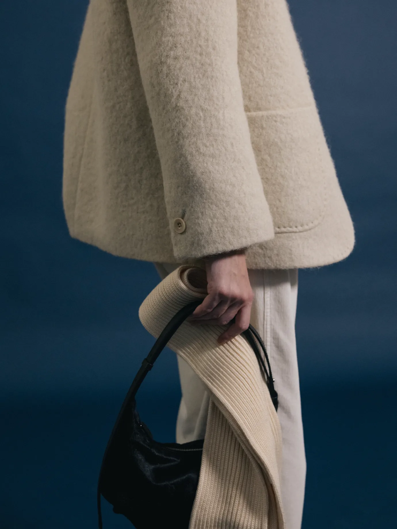 calfhair_shoulder_mini_ba_3.webp Nothing written Bags-Calf-hair shoulder mini bag (Furry black)