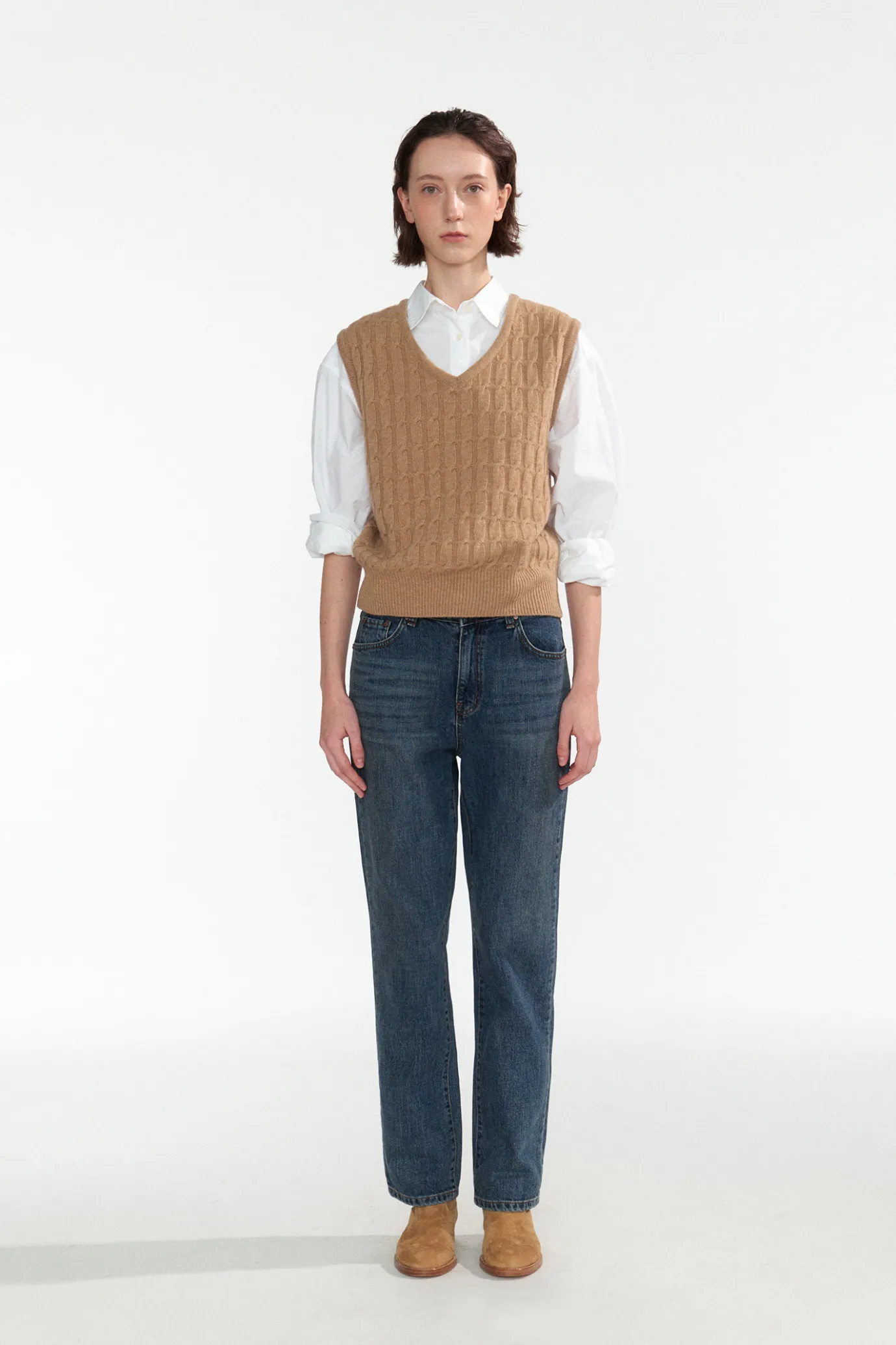 Nothing written Knitwear-Classic cable vest (Camel)