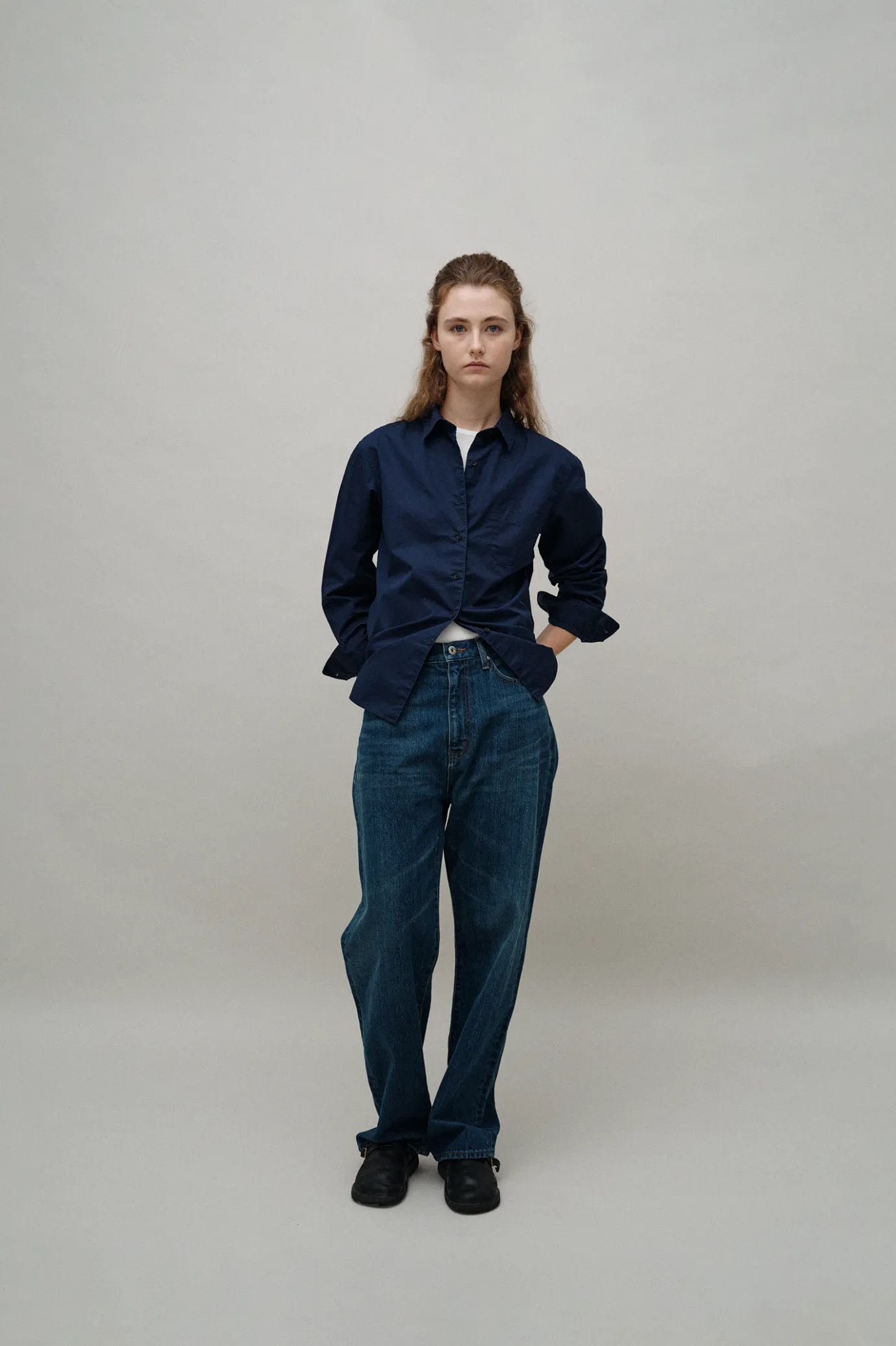 Nothing written Shirt-Classic standard cotton shirt (Royal navy)