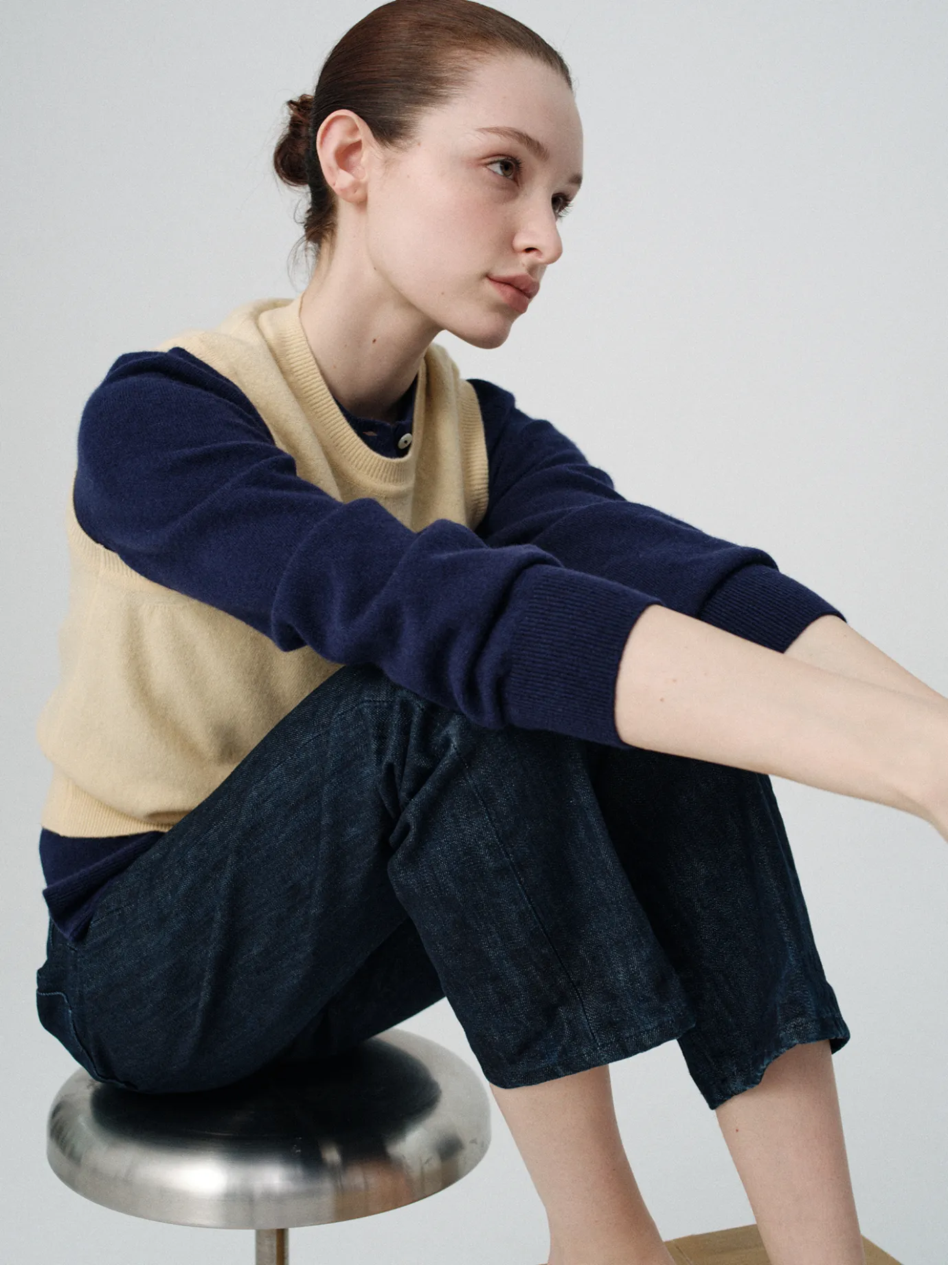 emitt_uneck_wool_slipover_6.webp Nothing written Knitwear-Emitt u-neck wool slipover (Yellow)