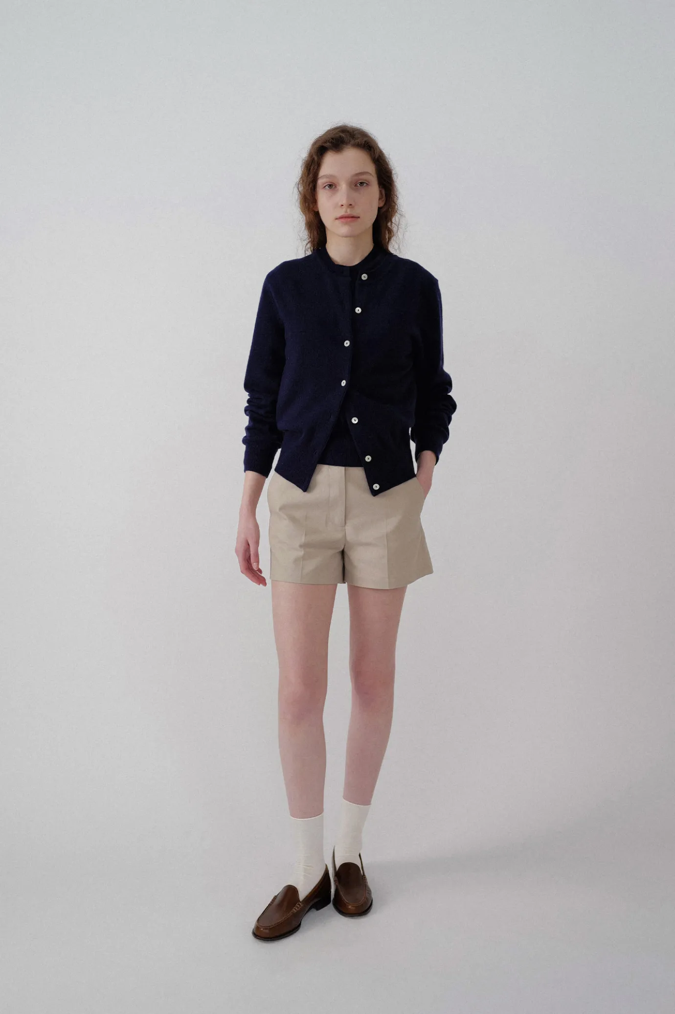 emitt_wool_round_cardigan_4.webp Nothing written Outwears | Knitwear-Emitt wool round cardigan (Navy)