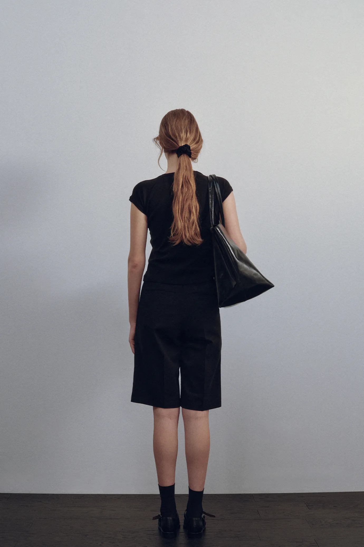 ester_top_black_2.webp Nothing written T-shirt-Ester top (Black)