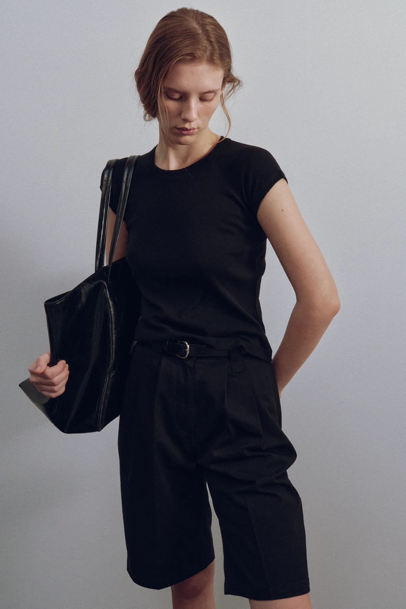 ester_top_black_4.webp Nothing written T-shirt-Ester top (Black)