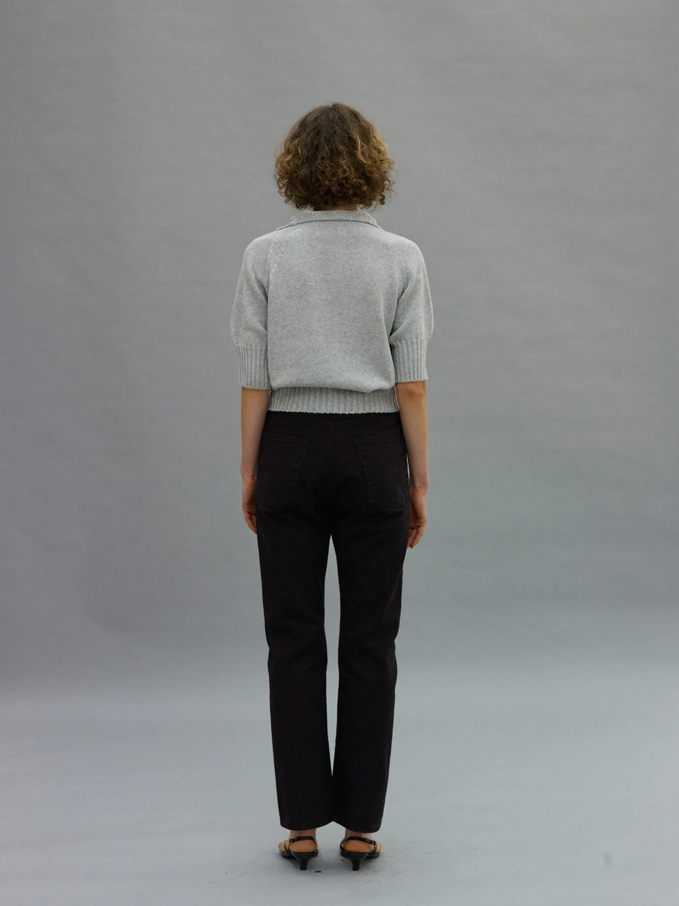 h__cotton_polo_pullover_g_2.webp Nothing written Knitwear-45H / Cotton polo pullover (Gray)