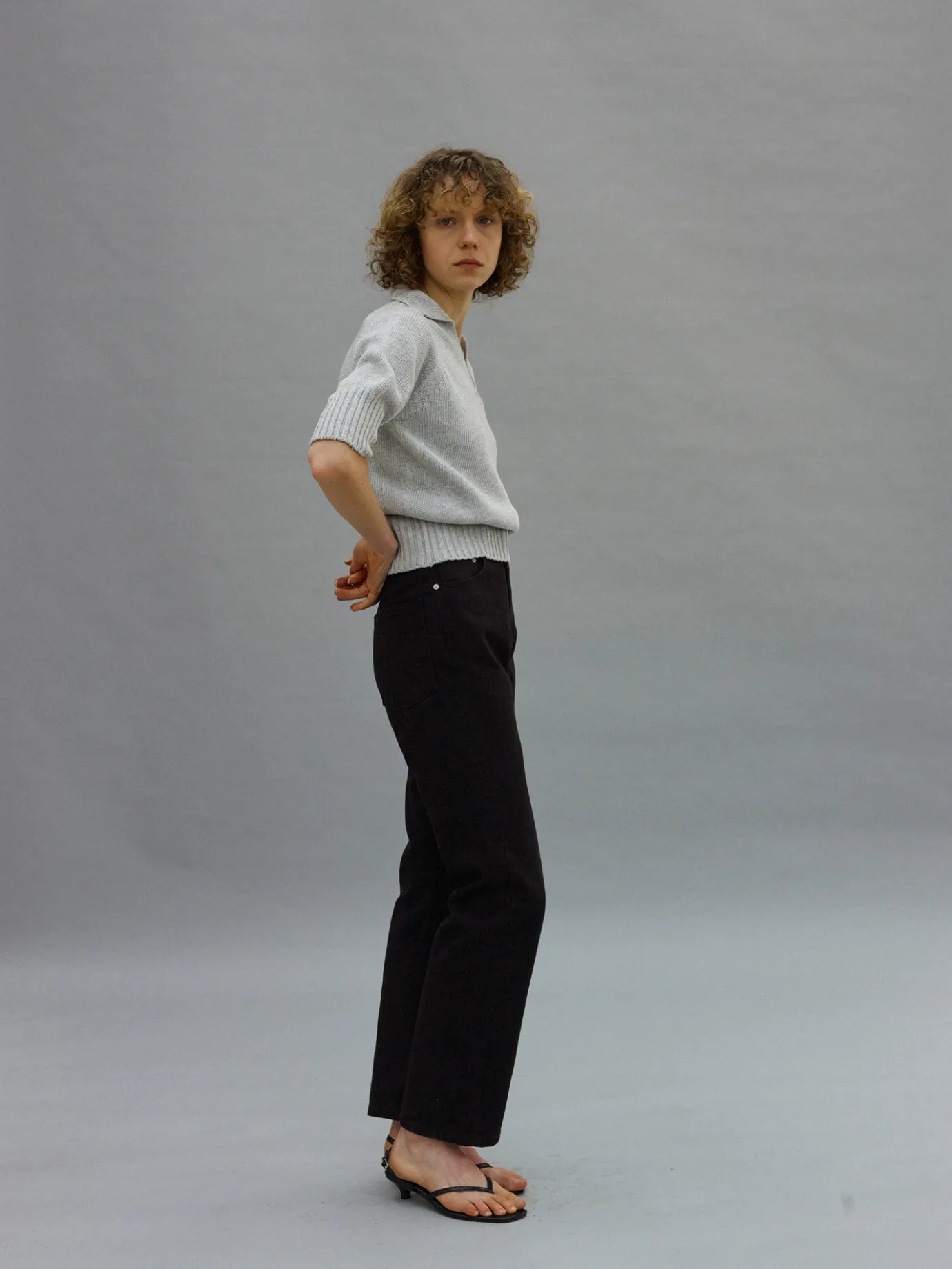 h__cotton_polo_pullover_g_5.webp Nothing written Knitwear-45H / Cotton polo pullover (Gray)