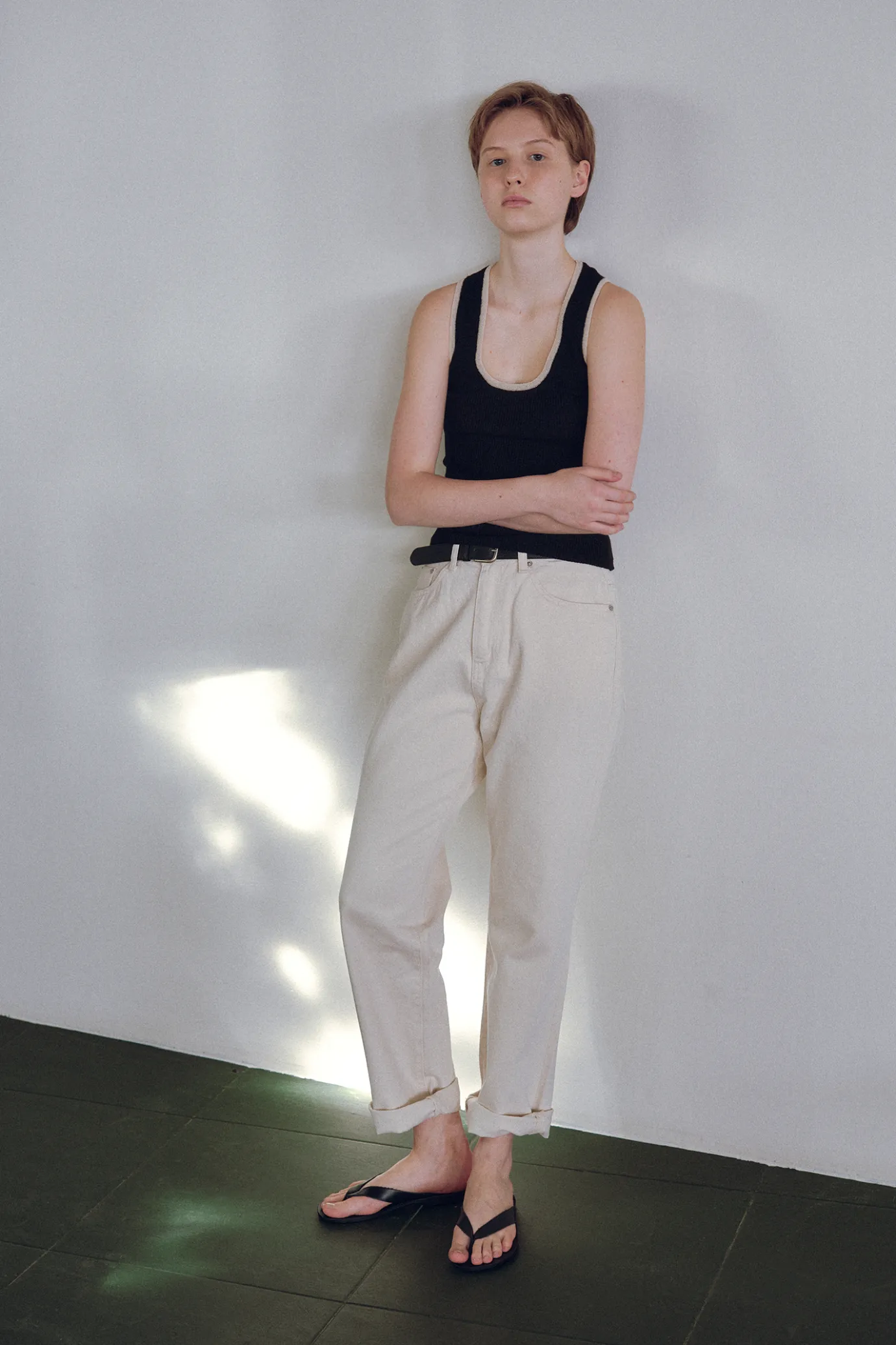 Nothing written Knitwear-Jina u-neck sleeveless (Black cream)