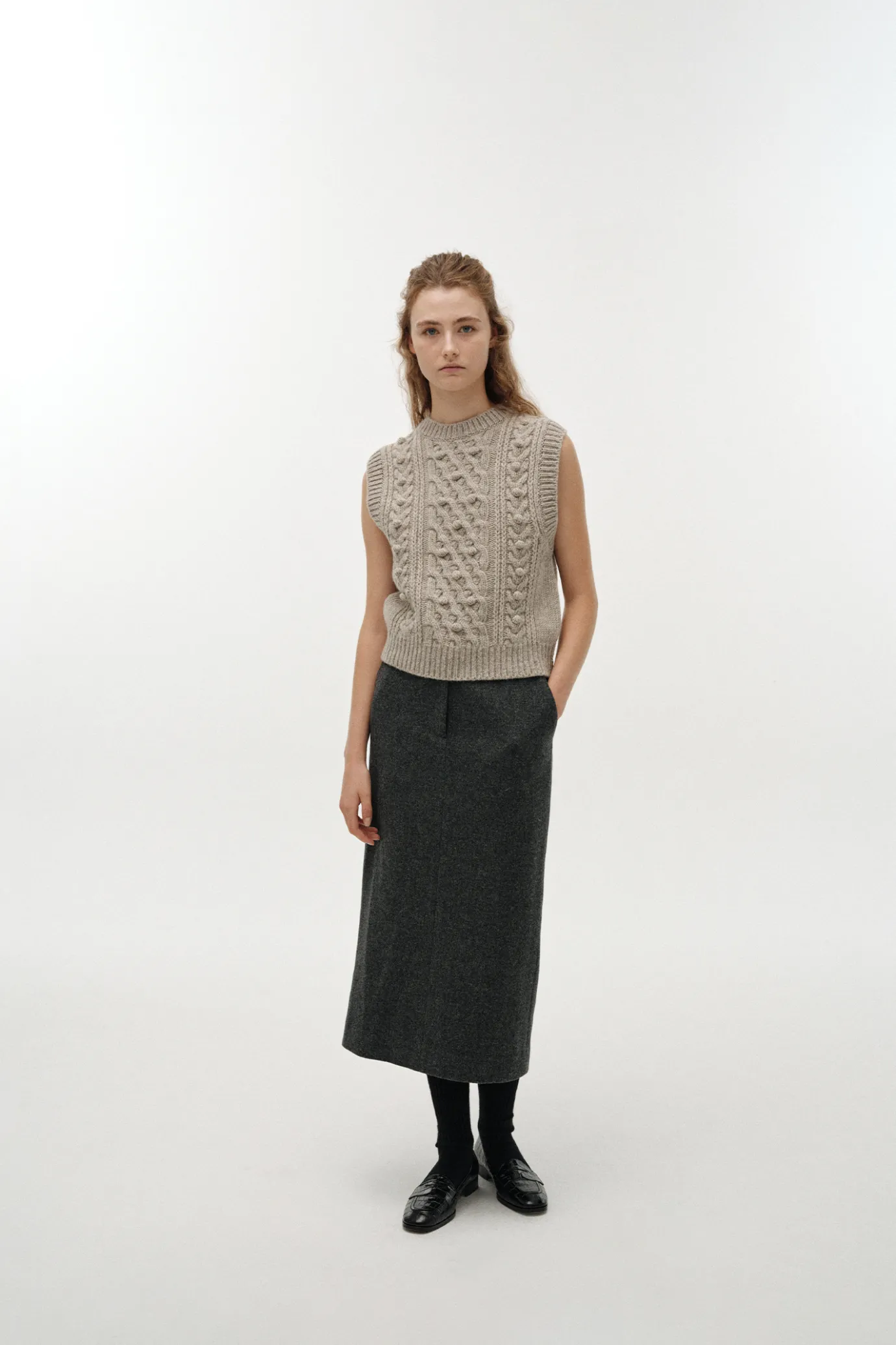 Nothing written Knitwear-Latti wool vest (Ash gray)