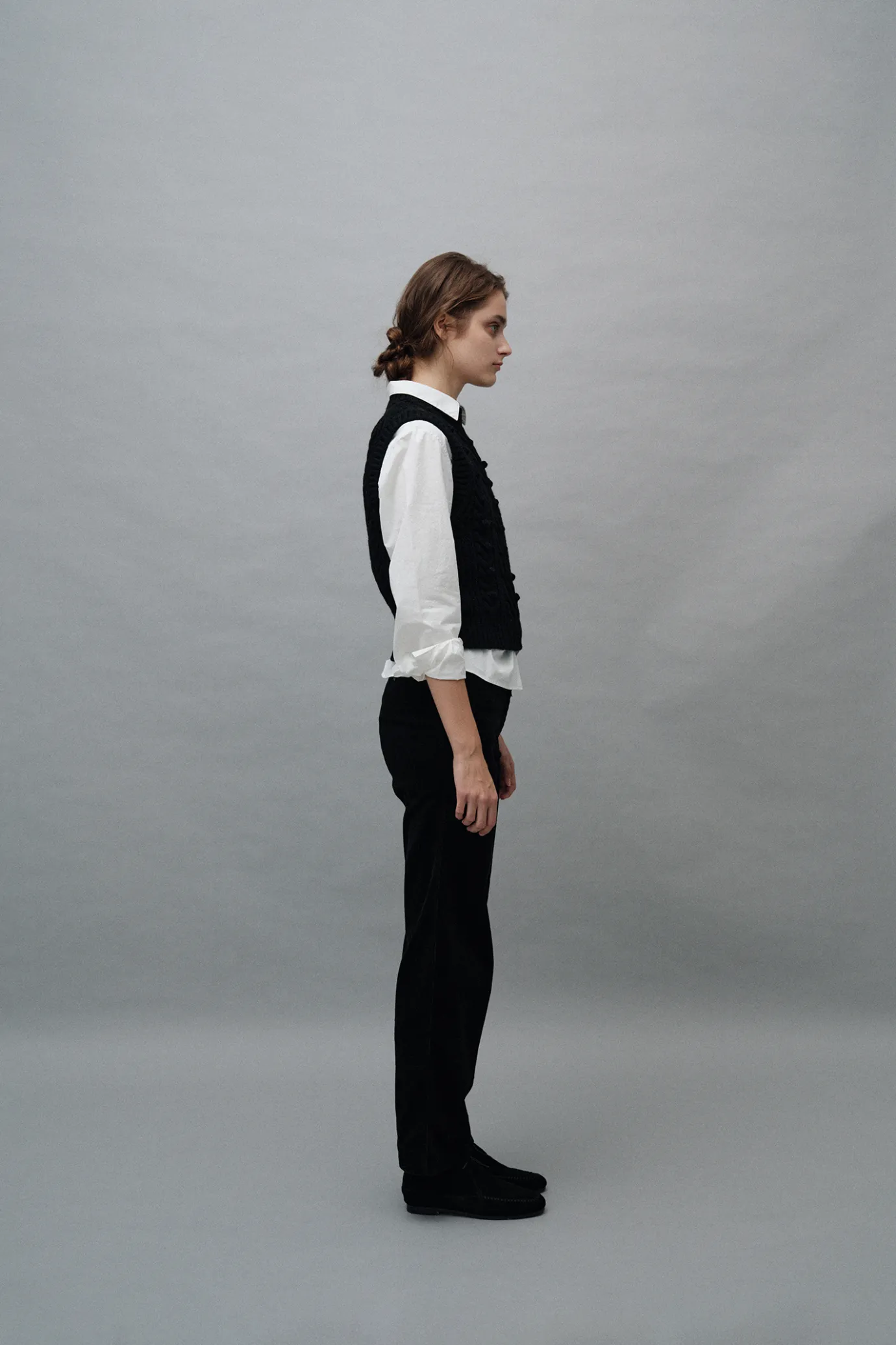 Nothing written Knitwear-Latti wool vest (Black)