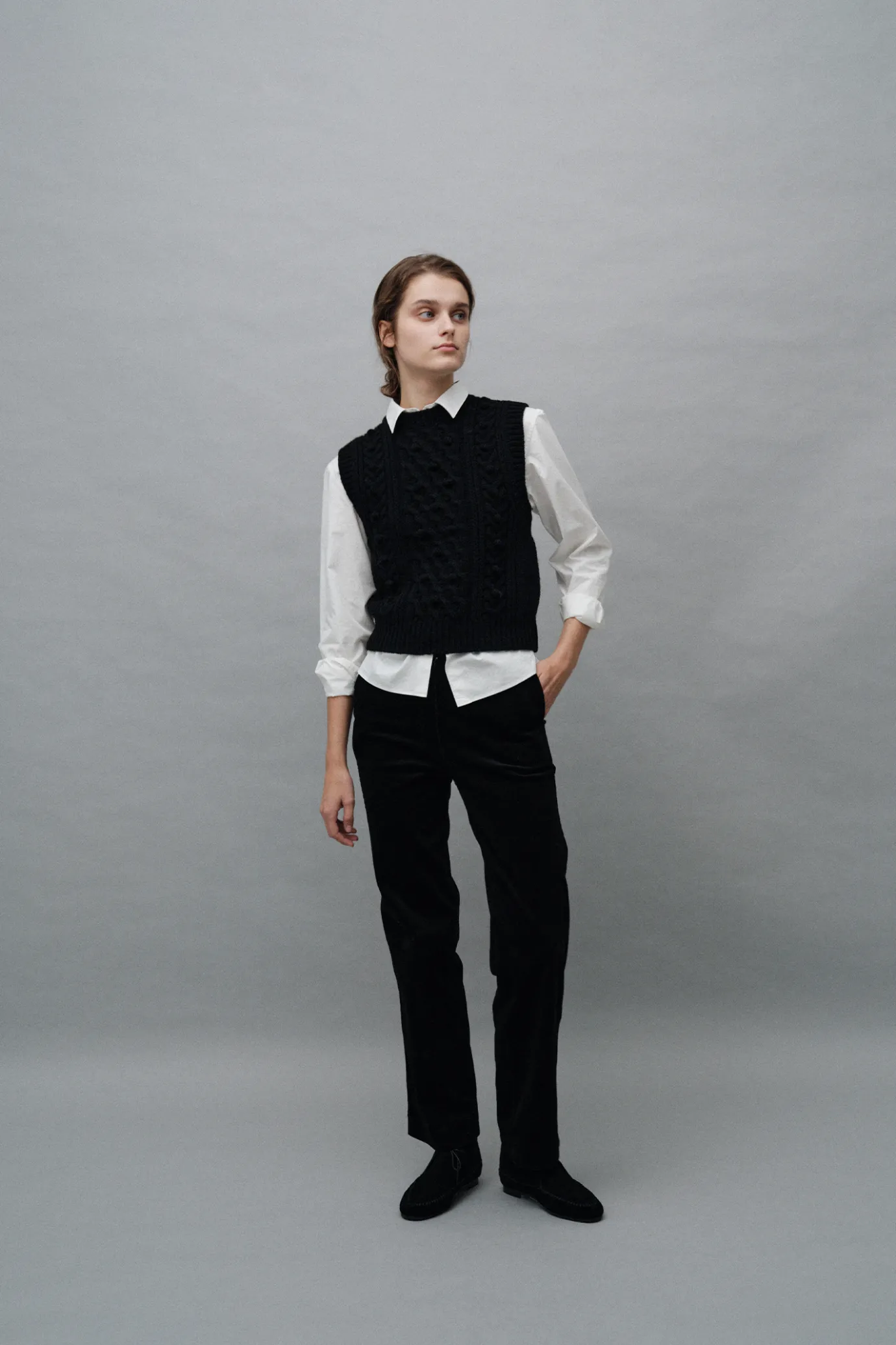 latti_wool_vest_black_2.webp Nothing written Knitwear-Latti wool vest (Black)