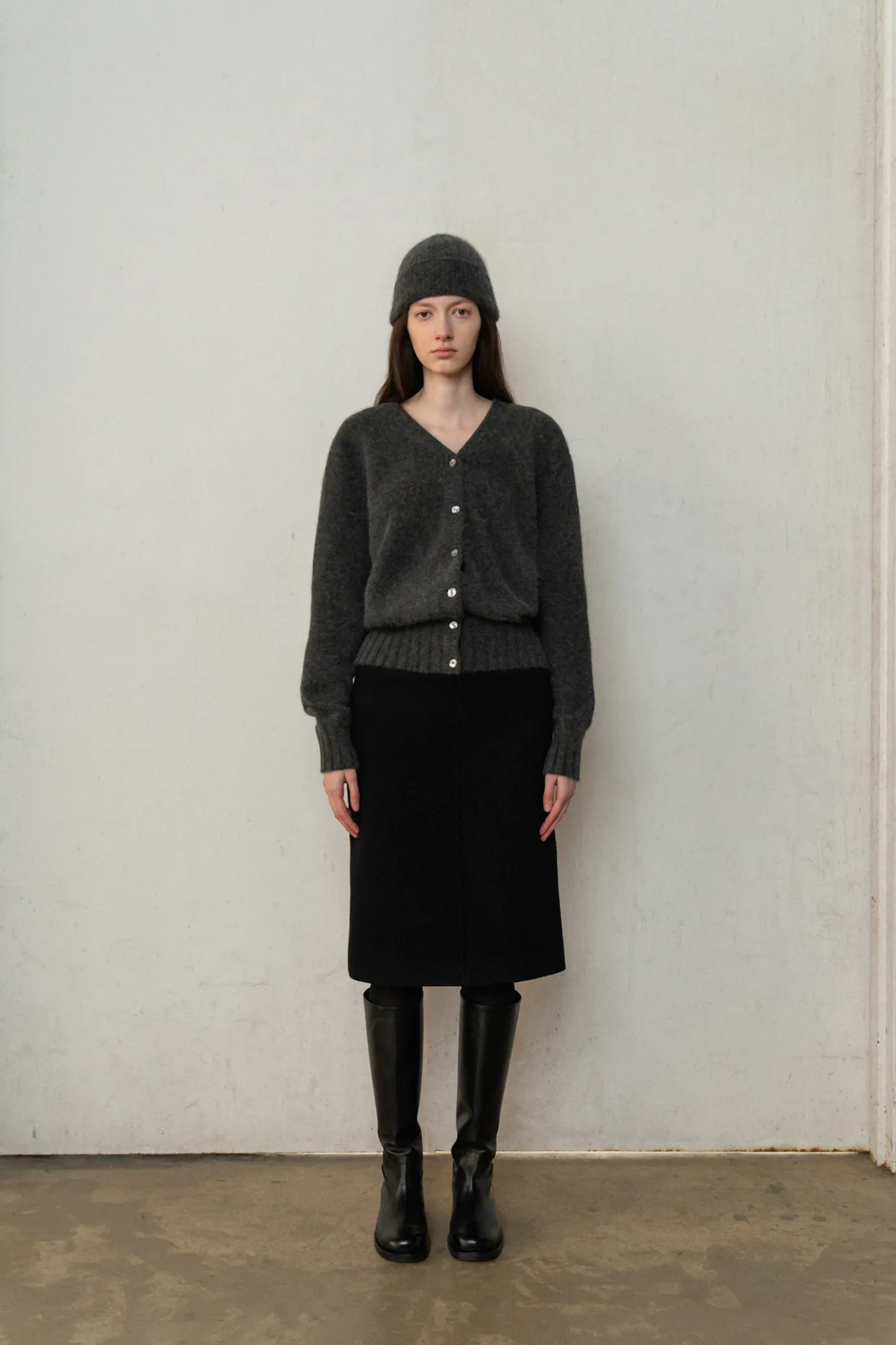 Nothing written Skirts-Linda pencil skirt (Black)