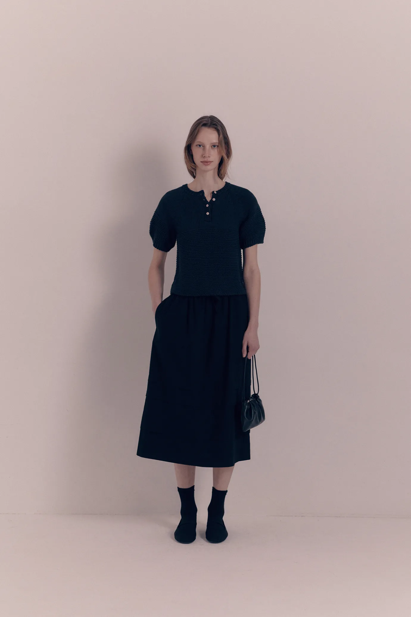 Nothing written Knitwear-2ND / Bonnie short cotton pullover (Charcoal)