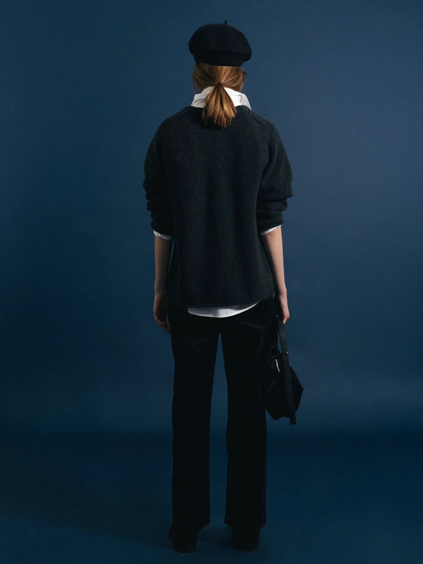 nd__cerin_deep_vneck_pull_2-1.webp Nothing written Knitwear-2ND / Cerin deep v-neck pullover (Charcoal)