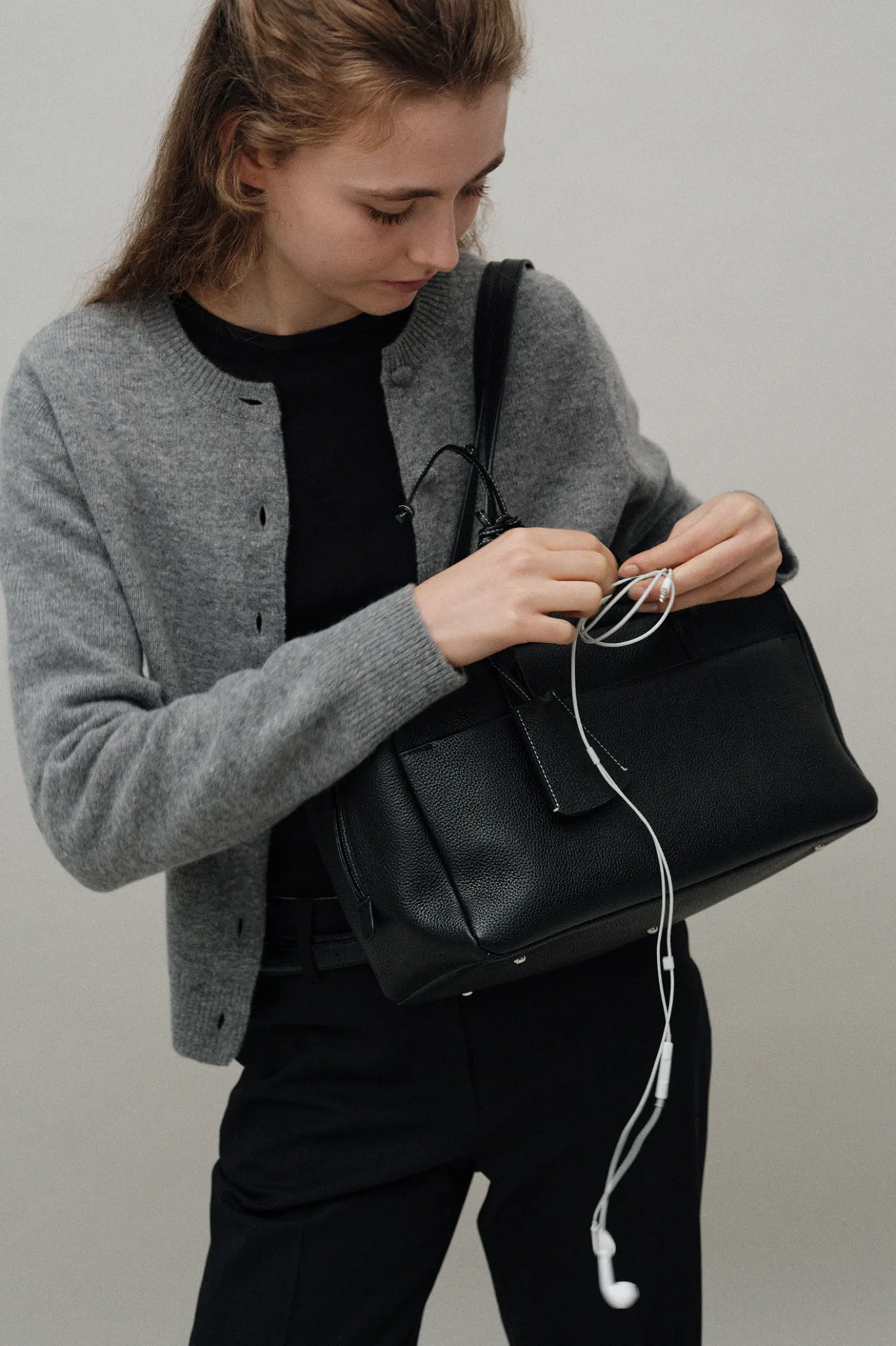 nd__diene_round_cardigan__7.webp Nothing written Outwears | Knitwear-2ND / Diene round cardigan (Gray)