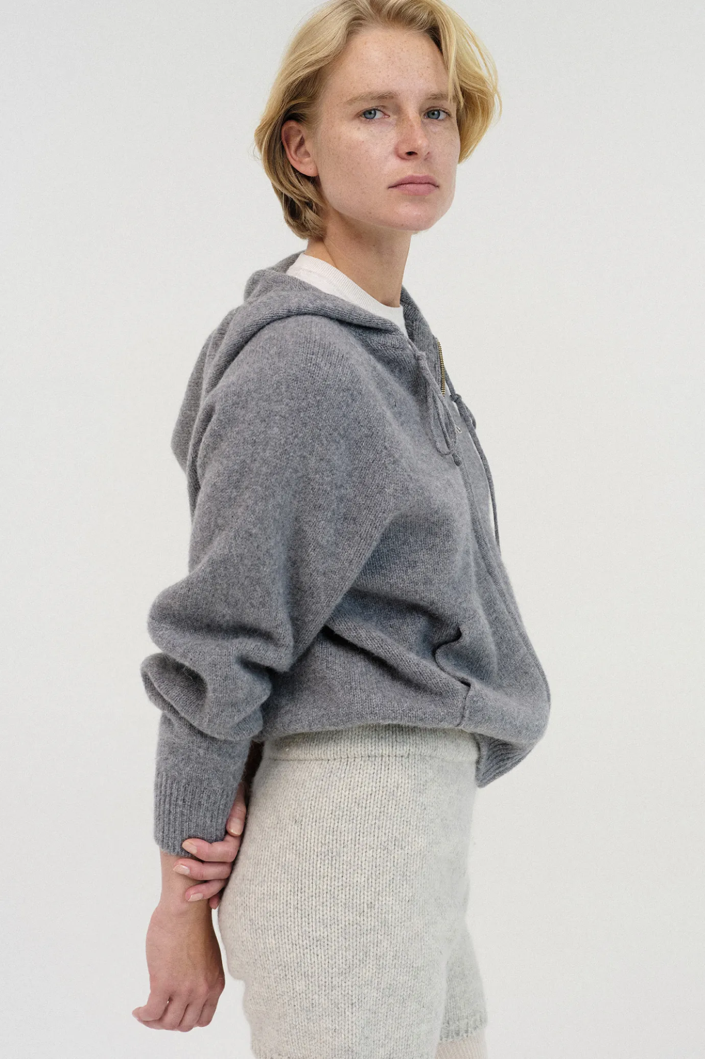 rd__lilo_alpaca_hoodie_zi_3.webp Nothing written Outwears | Knitwear-3RD / Lilo alpaca hoodie zip up (Gray)