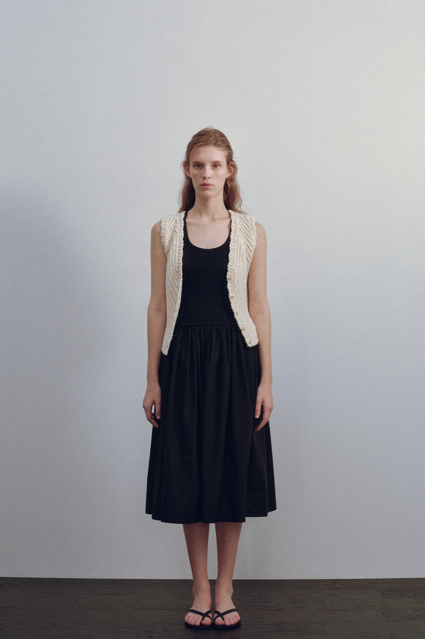 Nothing written Knitwear-Rie knit vest (Ivory)