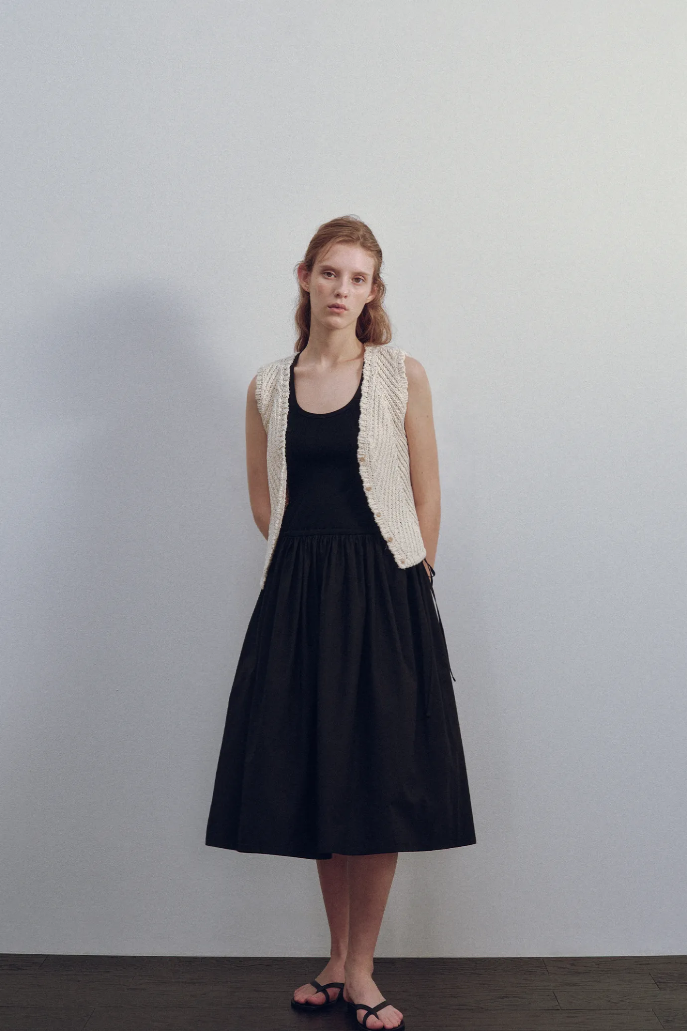 rie_knit_vest_ivory_2.webp Nothing written Knitwear-Rie knit vest (Ivory)