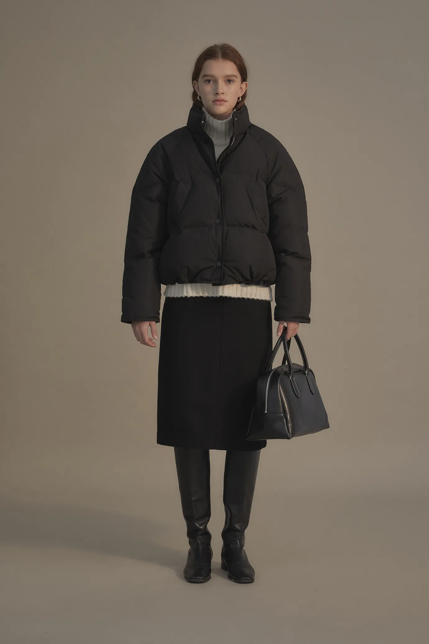 Nothing written Outwears-11ST / Cropped string puffer jacket (Black)