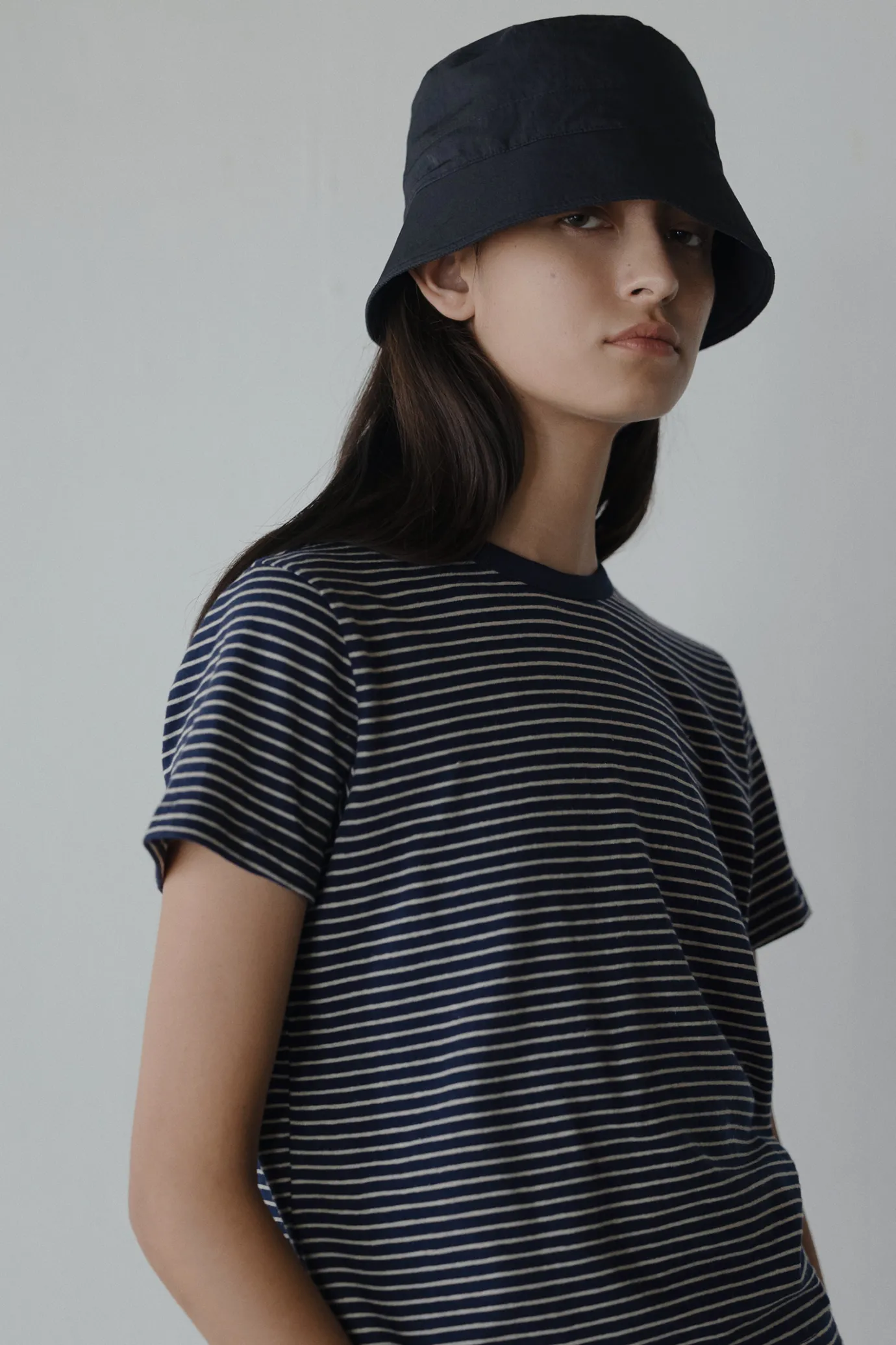 th__bucket_hat_charcoal_3.webp Nothing written Accessories-5TH / Bucket hat (Charcoal)