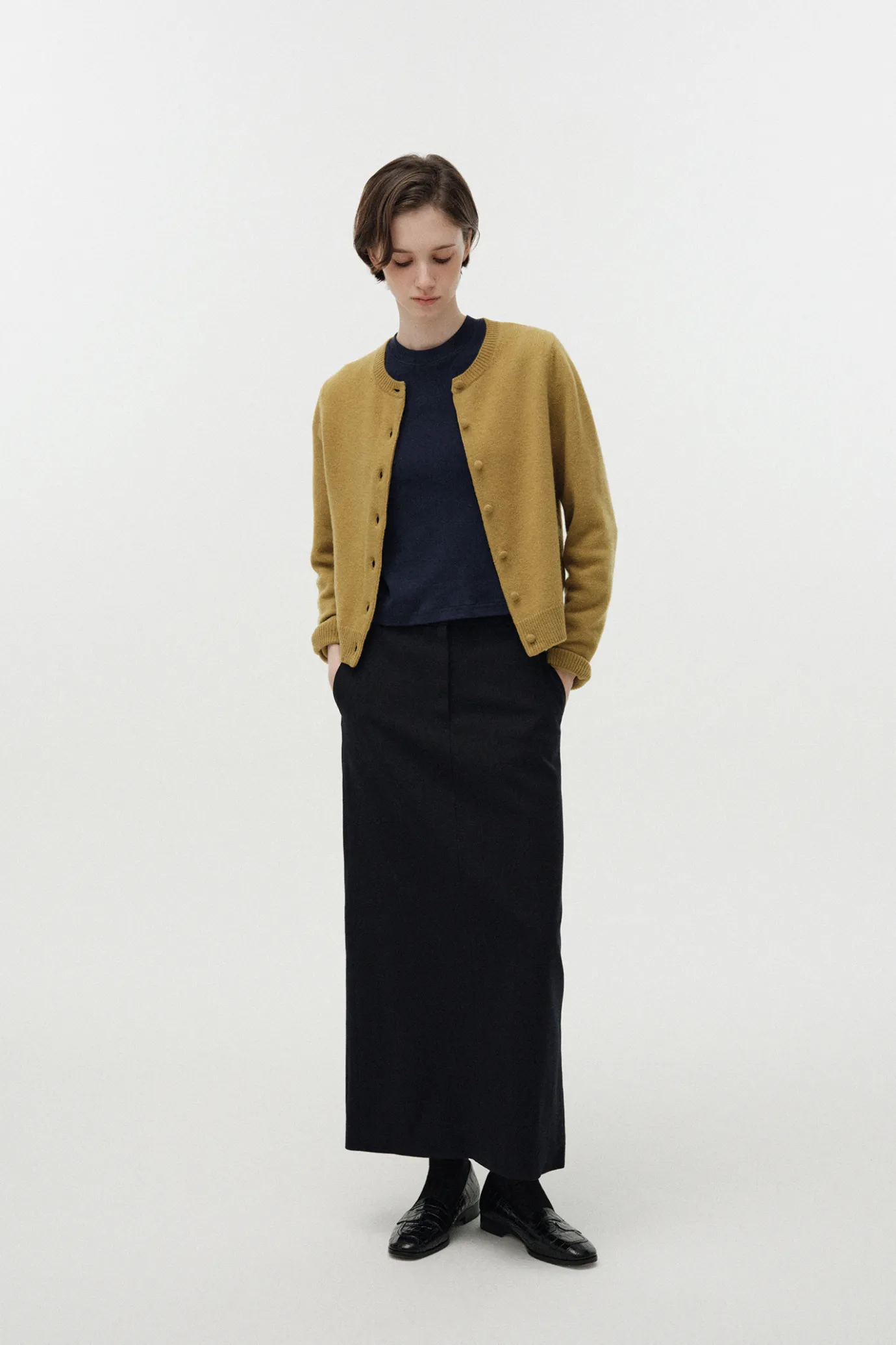 th__diene_round_cardigan__5.webp Nothing written Knitwear | Outwears-5TH / Diene round cardigan (Olive)