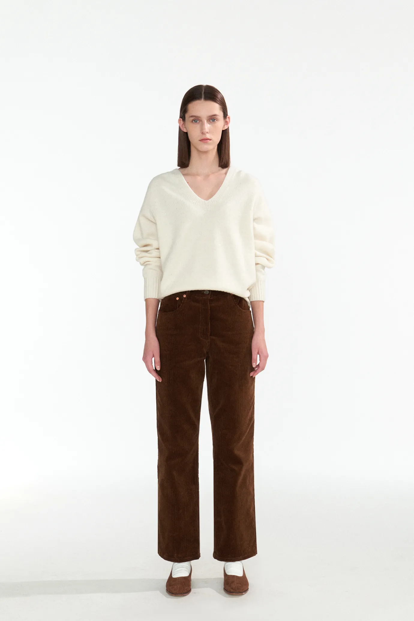 Nothing written Knitwear-8TH / Erin wool v-neck pullover (Ivory)