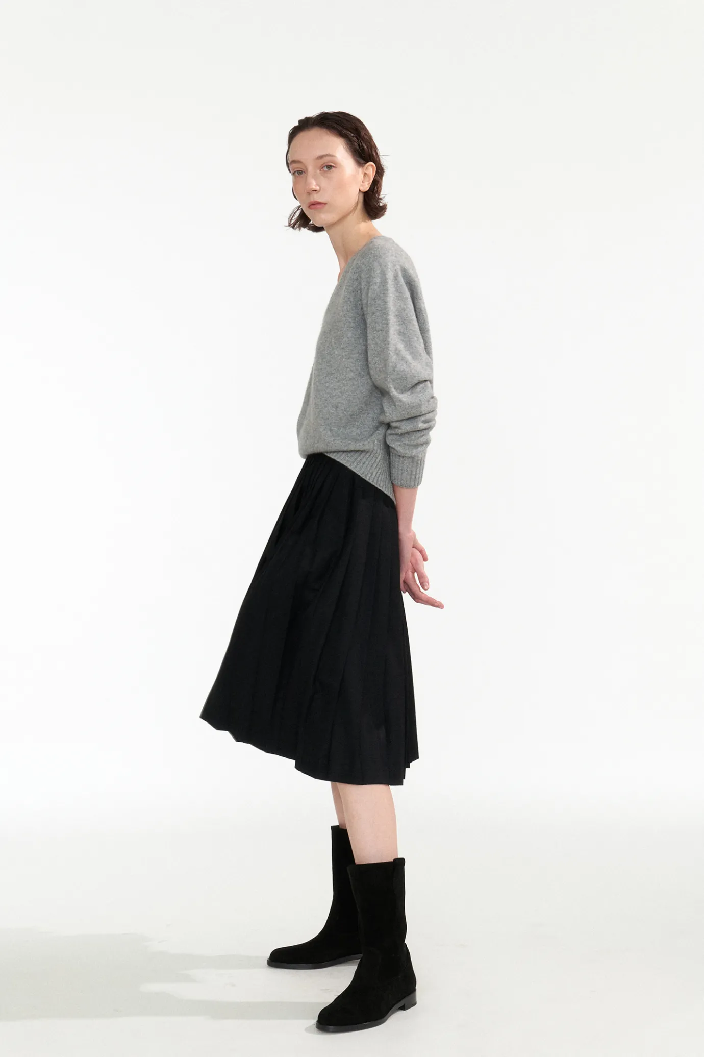 th__erin_wool_vneck_pullo_3-2.webp Nothing written Knitwear-8TH / Erin wool v-neck pullover (Gray)