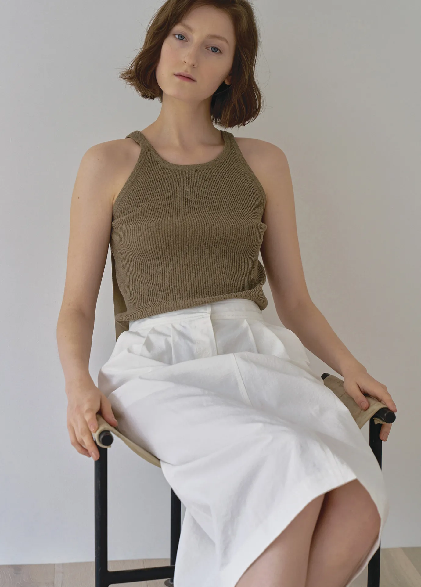 th__knit_sleeveless_khaki_2.webp Nothing written Knitwear-4TH / Knit sleeveless (Khaki)