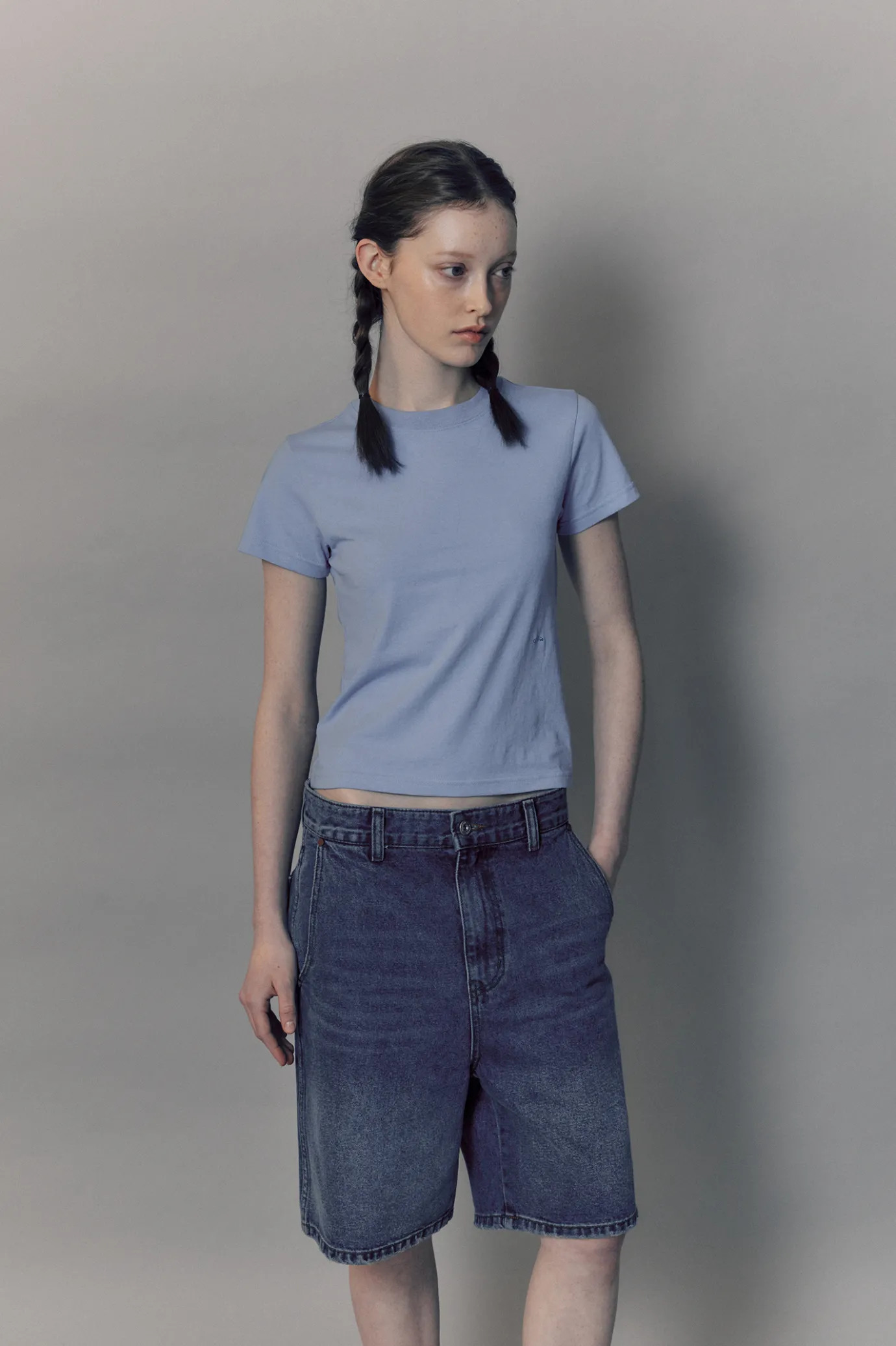 tina_cotton_tshirt_blue_3.webp Nothing written T-shirt-Tina cotton t-shirt (Blue)