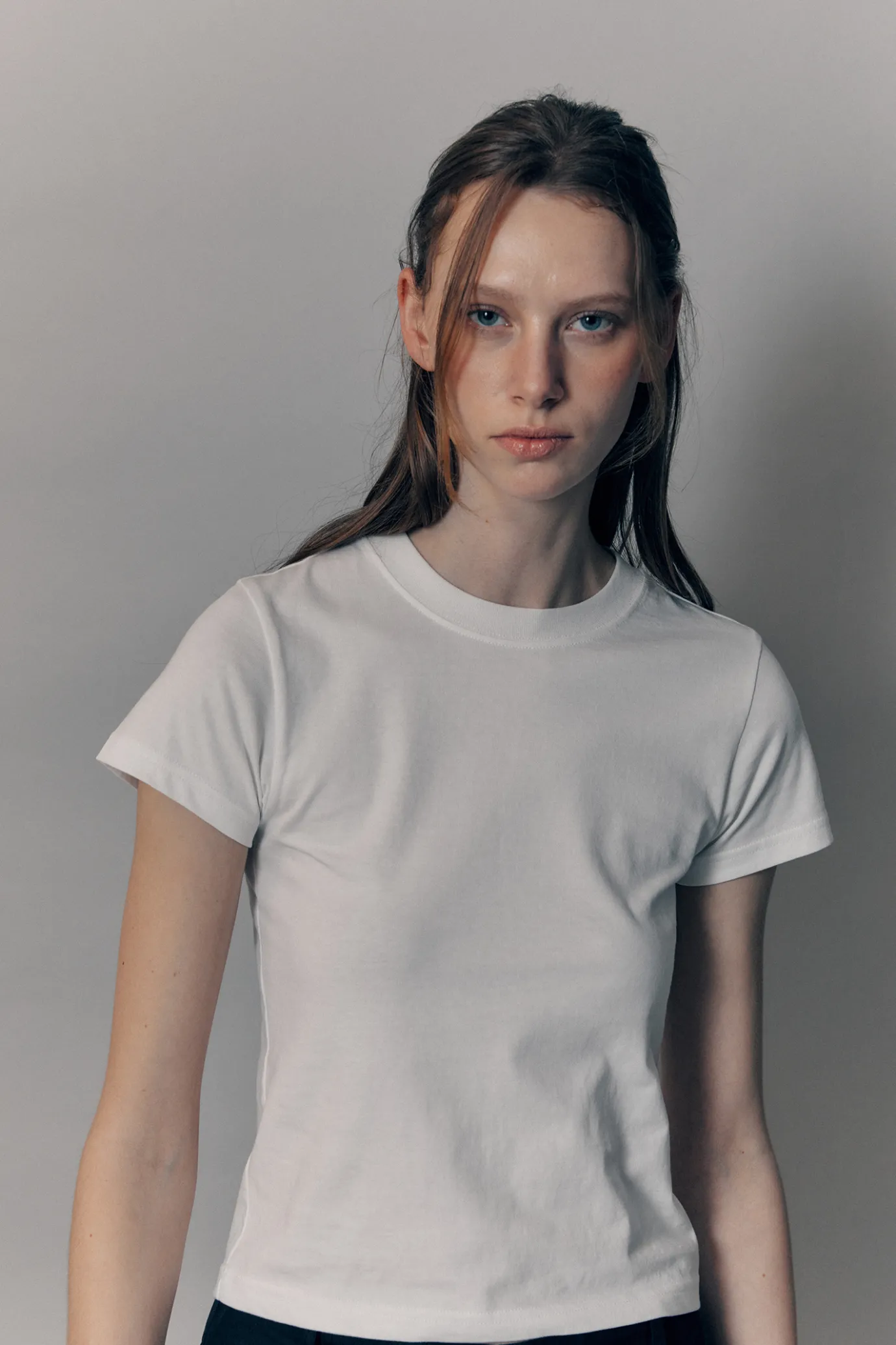 tina_cotton_tshirt_white_4.webp Nothing written T-shirt-Tina cotton t-shirt (White)