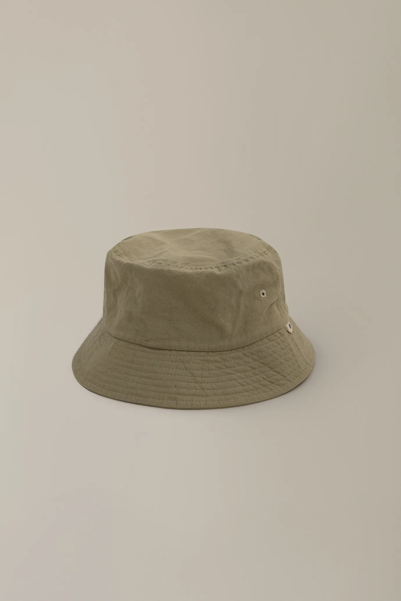 traveller_cotton_hat_khak_4.webp Nothing written Accessories-Traveller cotton hat (Khaki)