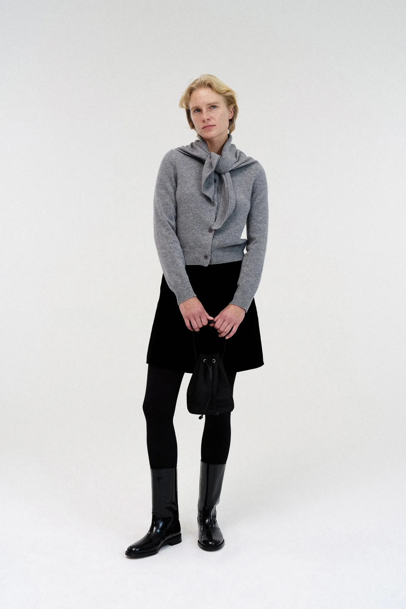 velvet_flared_skirt_black_3.webp Nothing written Skirts-Velvet flared skirt (Black)